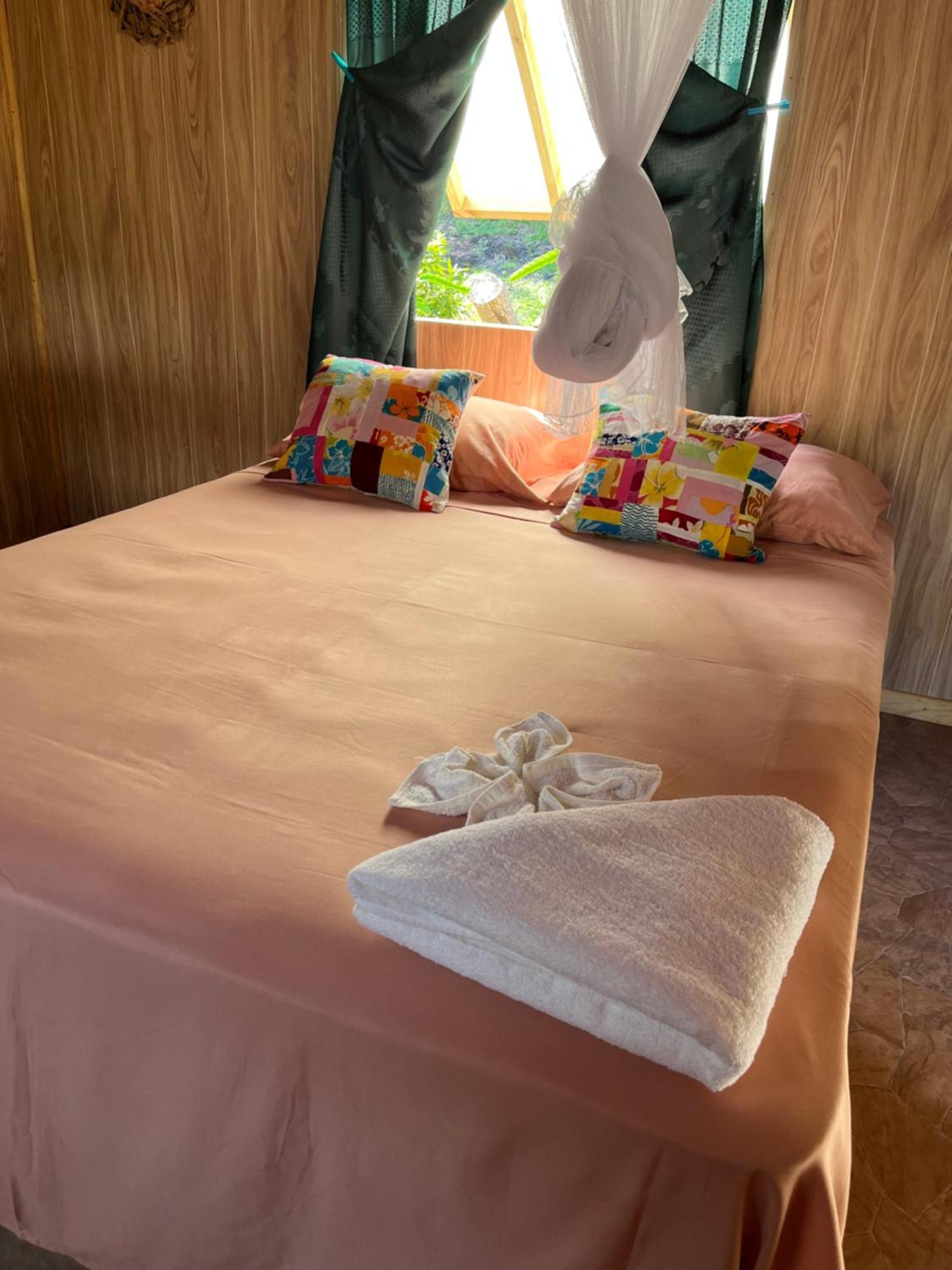 Ferienwohnung Hei Maurua Te-Fare-Arii Exterior foto