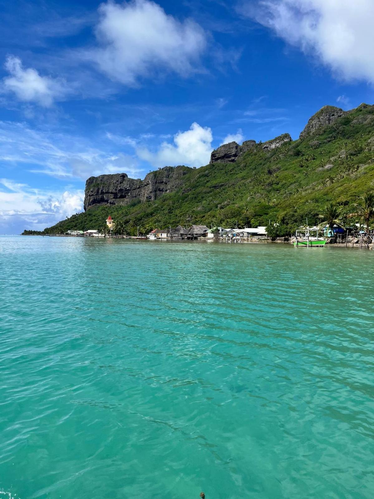 Ferienwohnung Hei Maurua Te-Fare-Arii Exterior foto